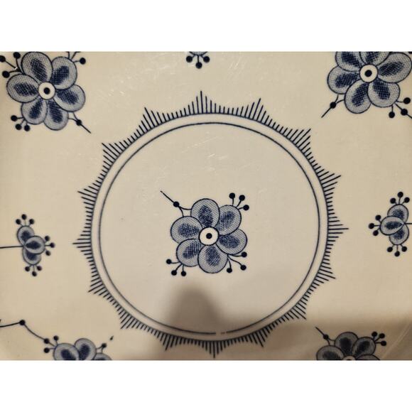 Johnson Bros Denmark Blue 8 7/8" Luncheon Plates - Set/2 - Picture 9 of 10